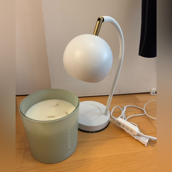Candle Warmer Lamp - adjustable brightness & timer - Picture 1 of 4